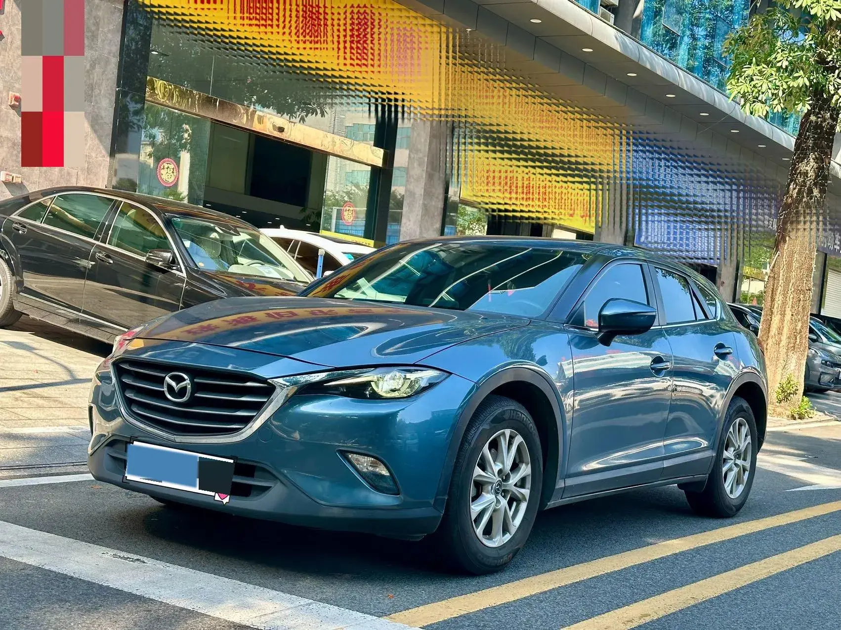 2018 MAZDA CX-4 view 1