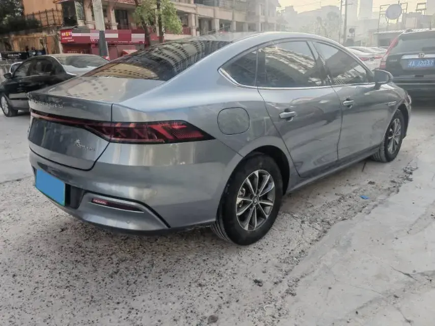 2021 BYD QIN thumbnail 4