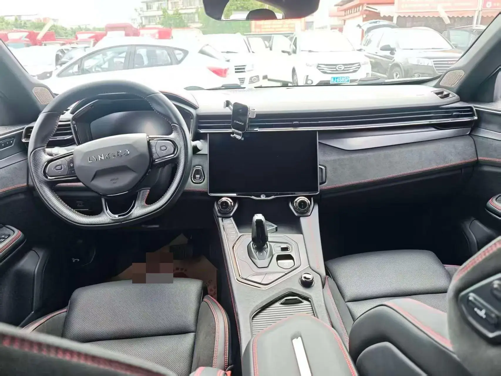 2022 LYNK&CO 05 thumbnail 4