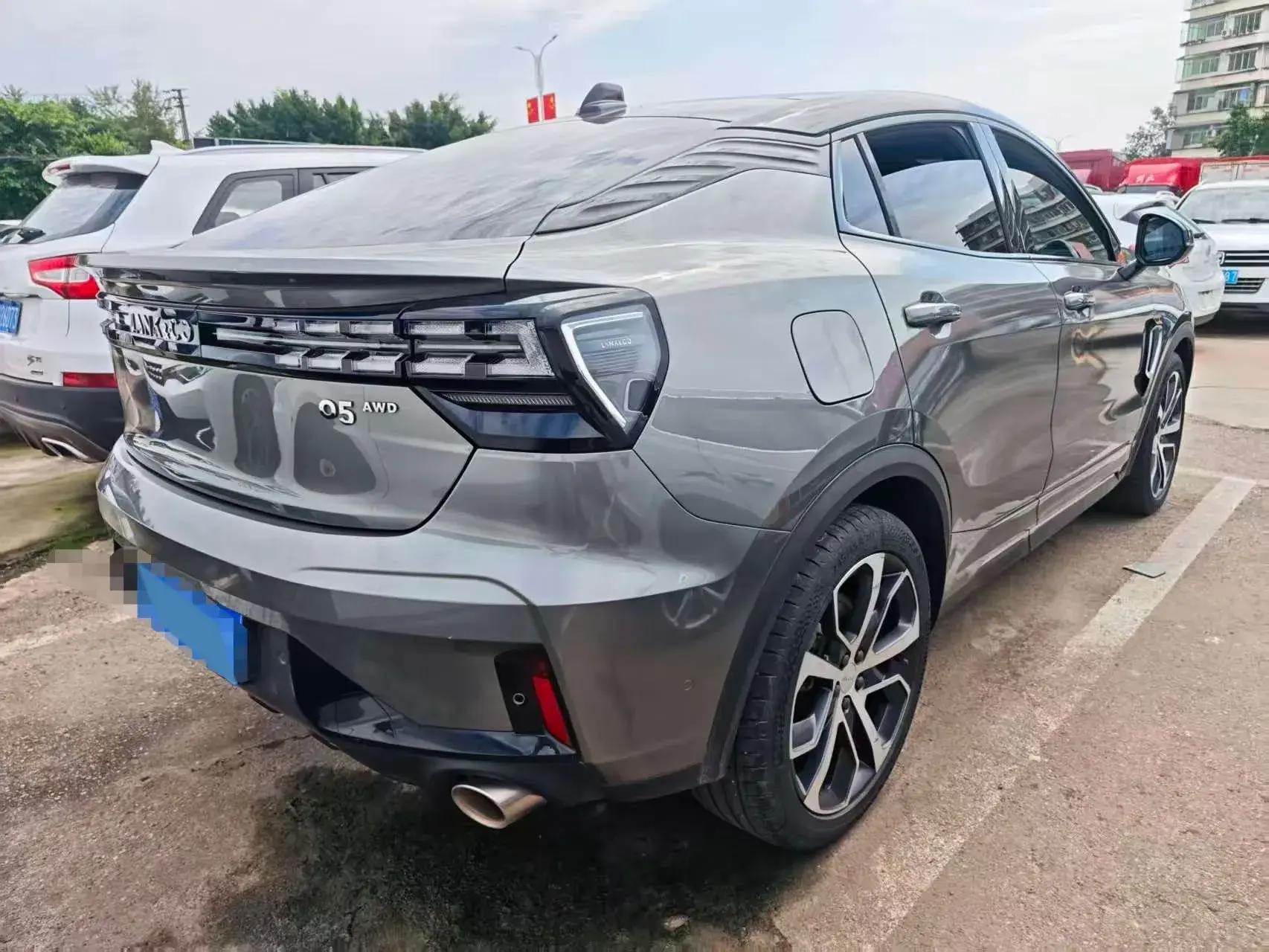 2022 LYNK&CO 05 thumbnail 3