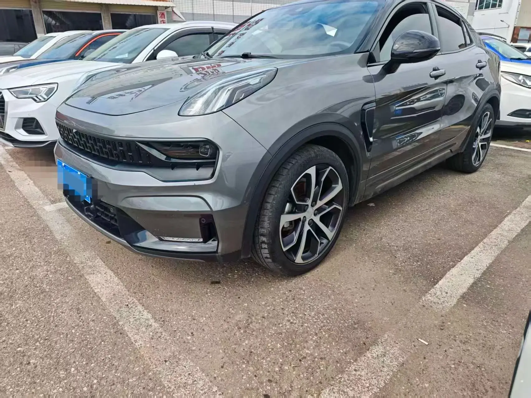 2022 LYNK&CO 05 view 1