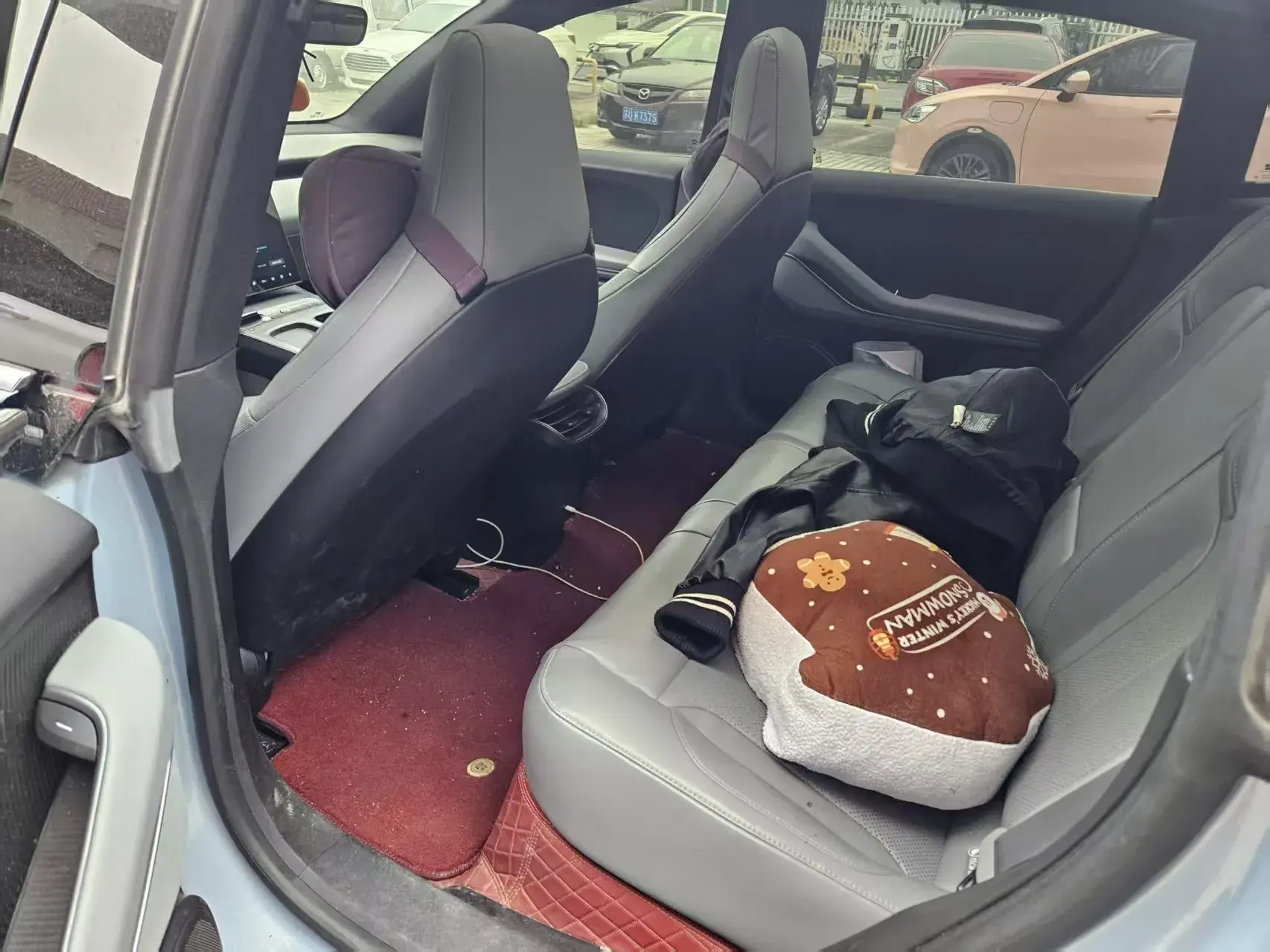 2022 NIO ET5 thumbnail 4