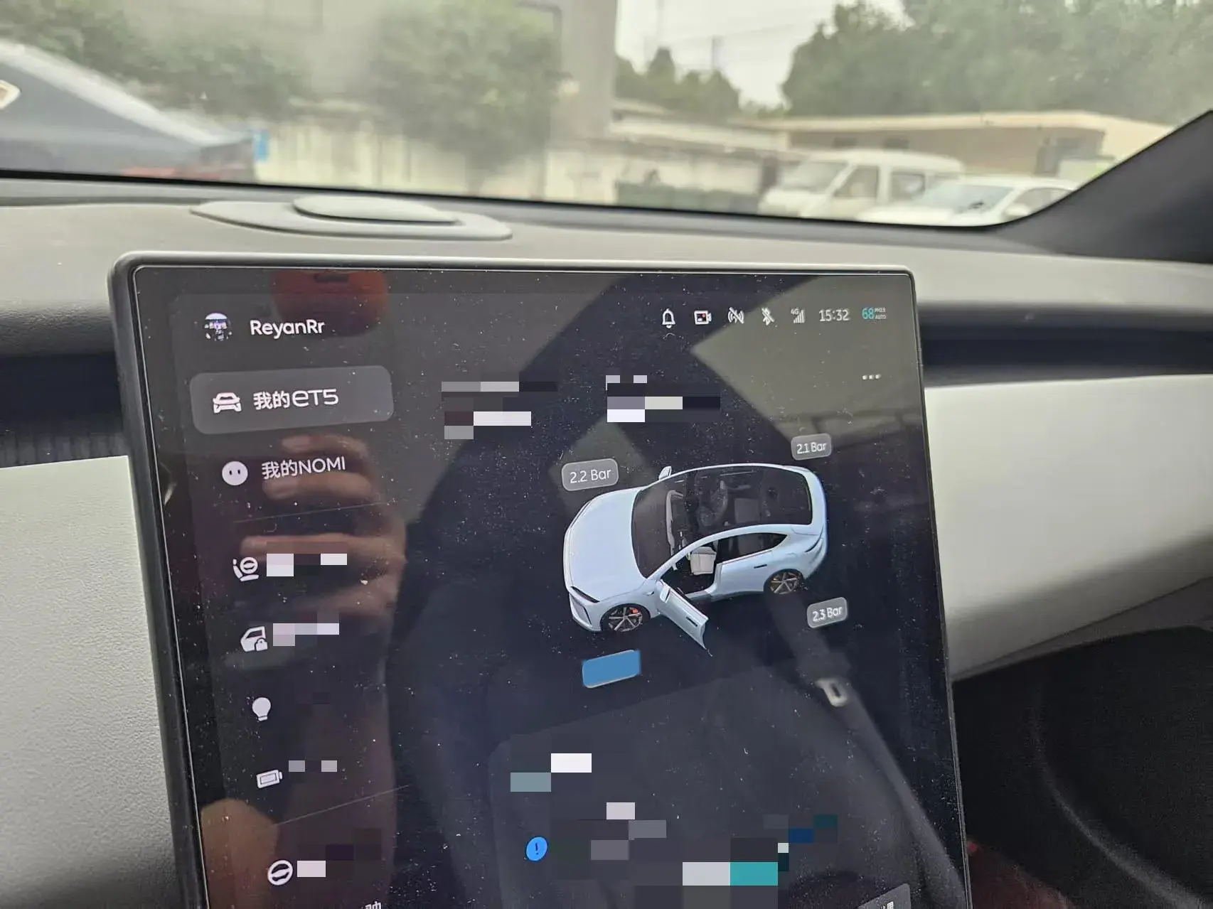 2022 NIO ET5 thumbnail 2