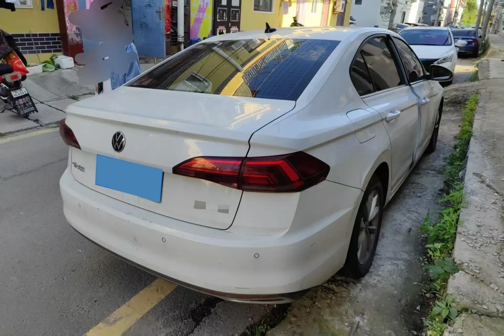 2021 VOLKSWAGEN BORA thumbnail 2