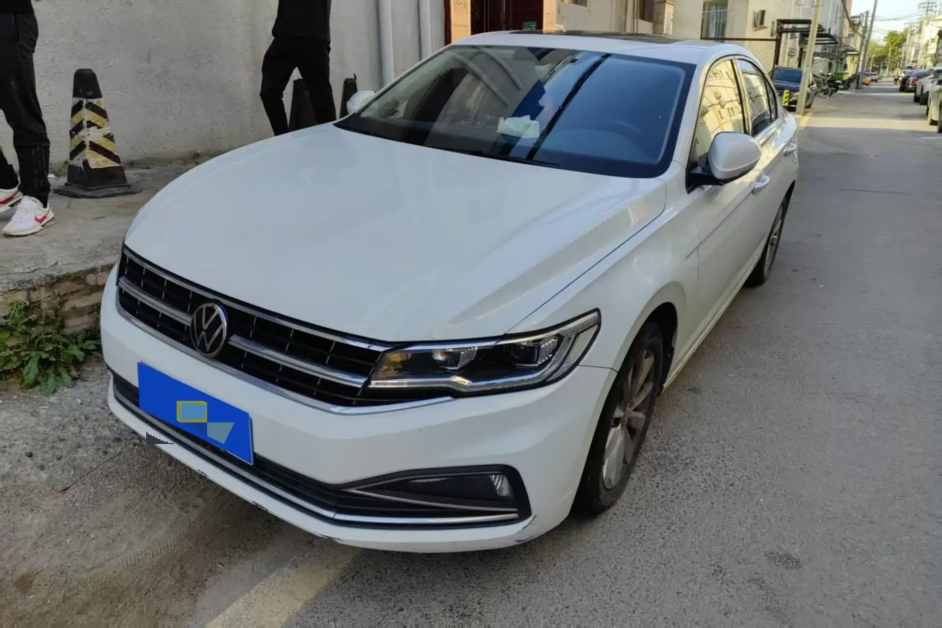 2021 VOLKSWAGEN BORA view 1