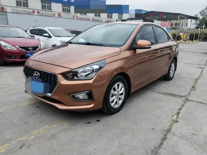 2017 HYUNDAI REINA view 1