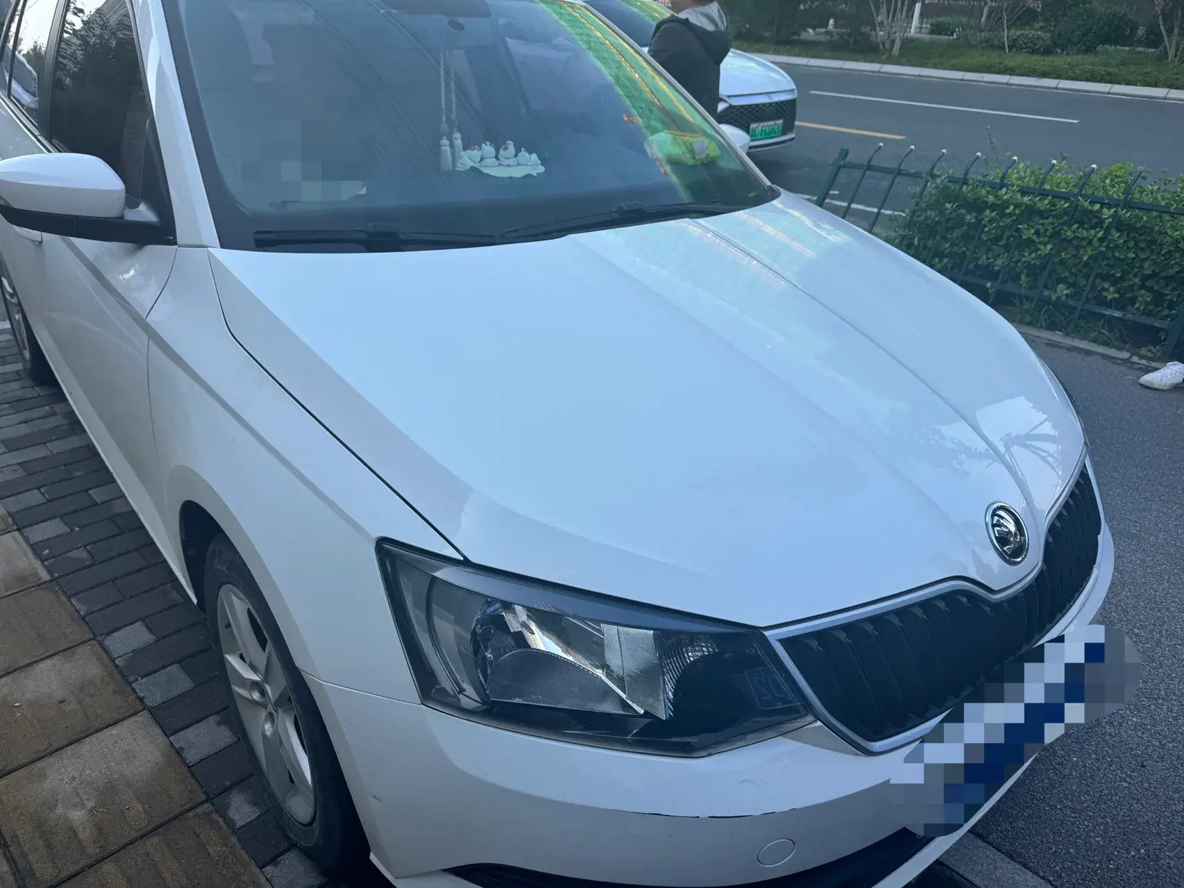 2017 SKODA FABIA thumbnail 4