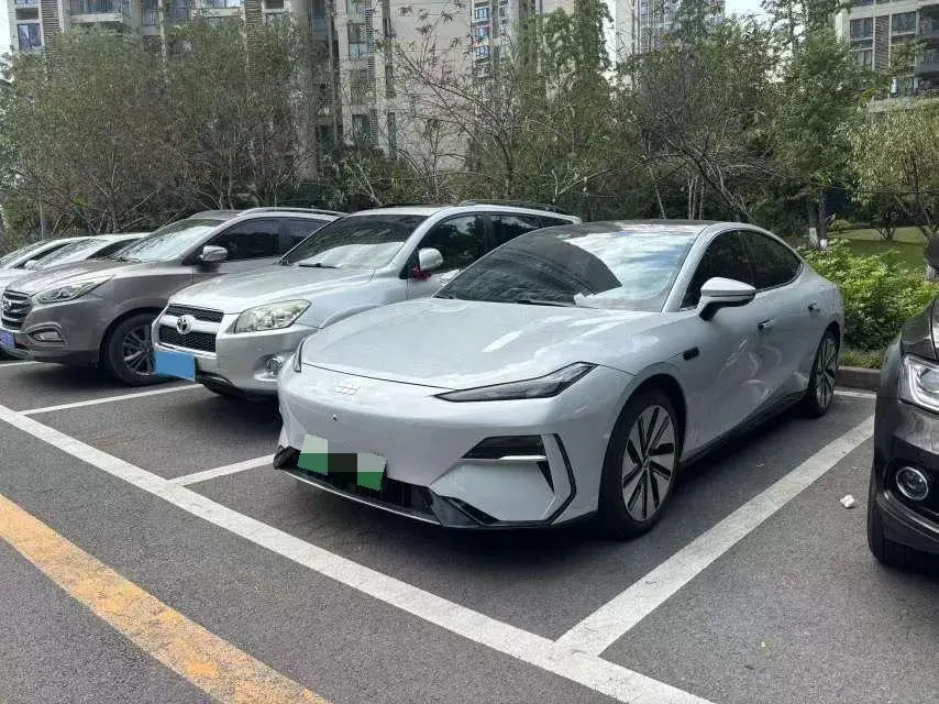 2024 GEELY GALAXY view 1
