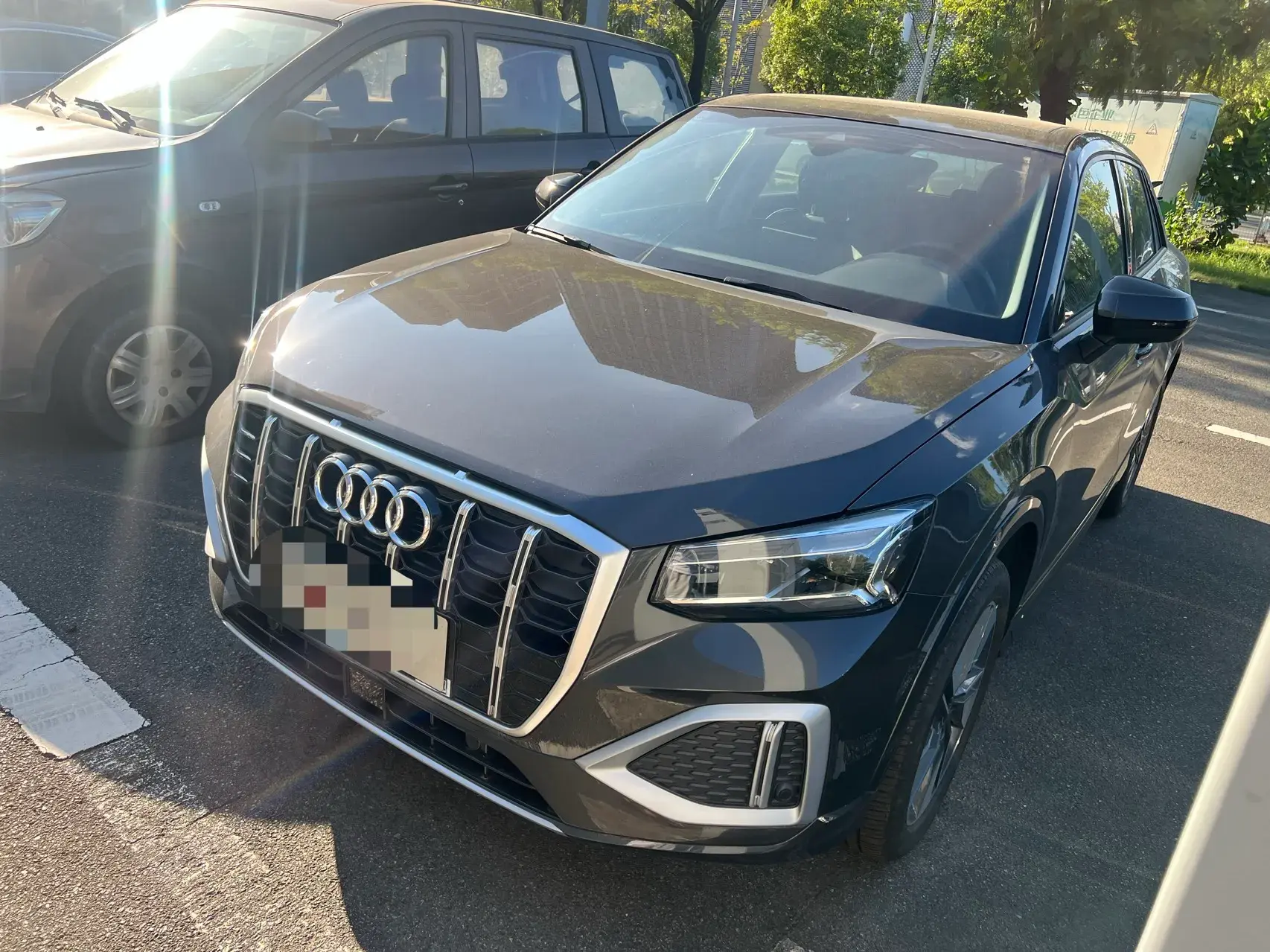 2024 AUDI Q2L view 1