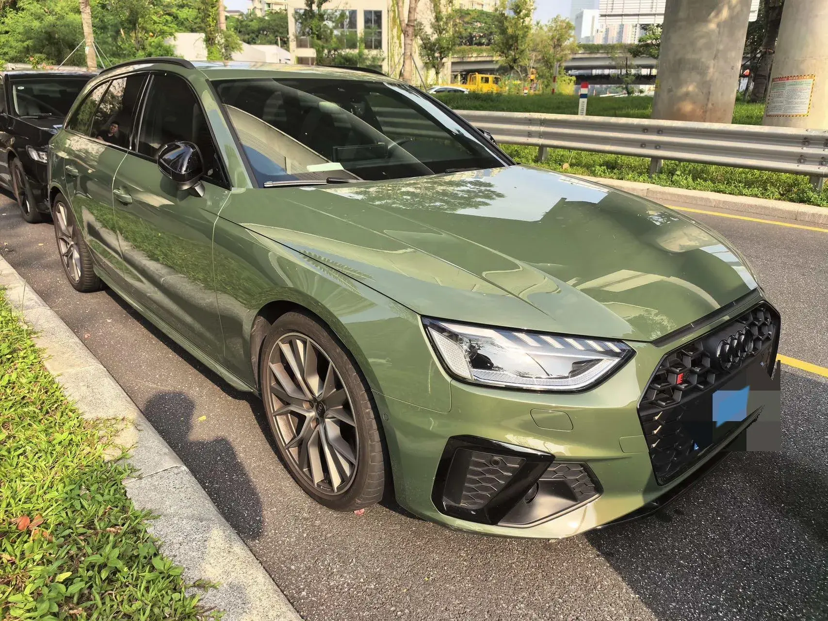 2023 AUDI S4 thumbnail 3