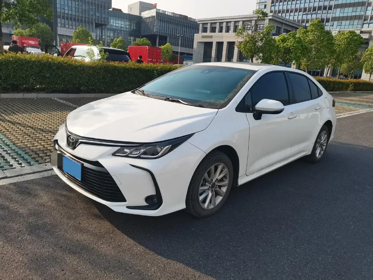2021 Toyota Corolla 1.2T 116HP L4 CVT