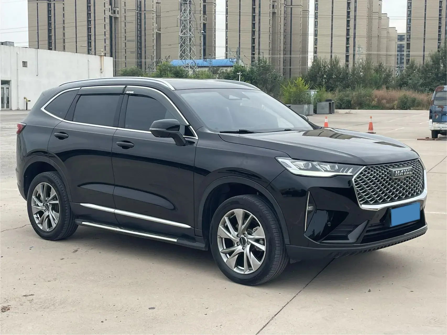 2021 HAVAL H6 thumbnail 3