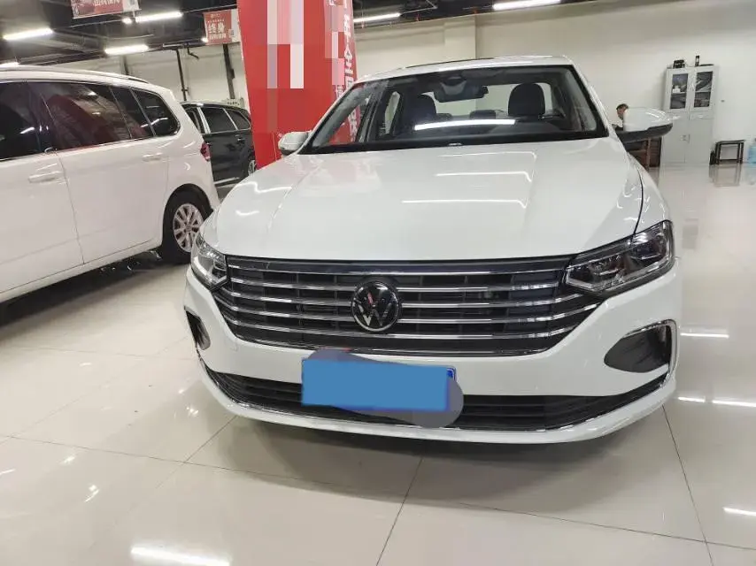 2023 VOLKSWAGEN LAVIDA thumbnail 4