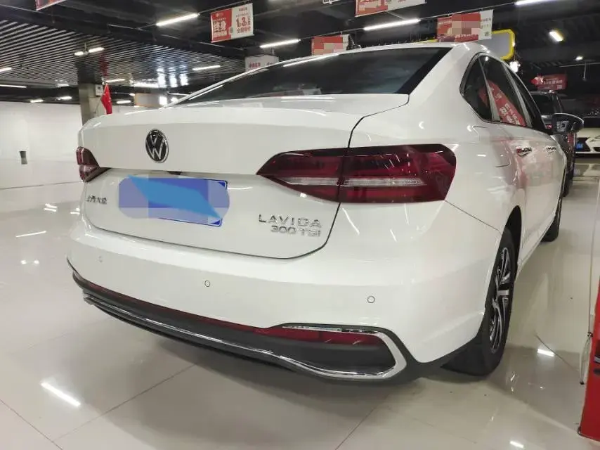 2023 VOLKSWAGEN LAVIDA thumbnail 2