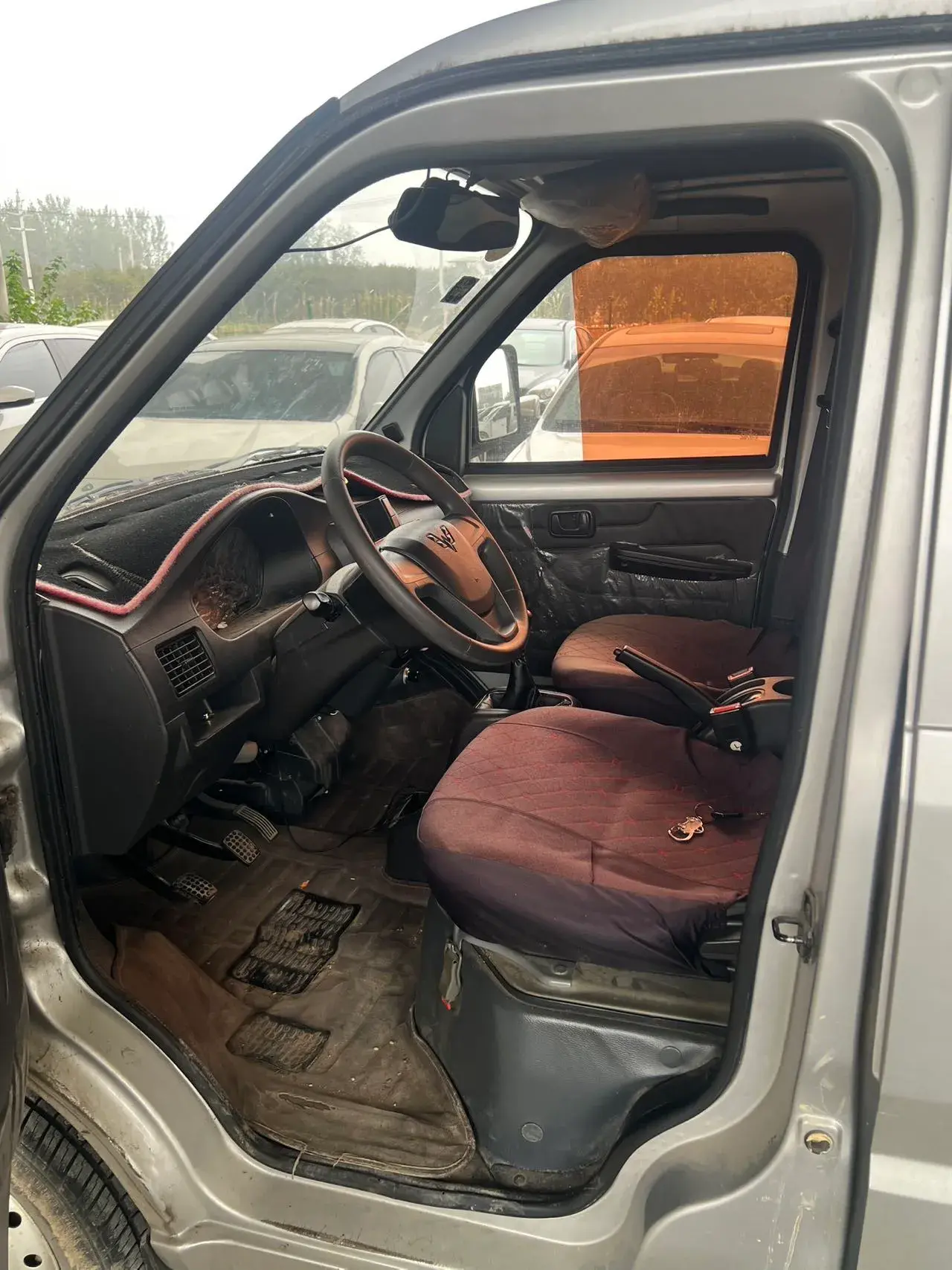 2015 WULING RONGGUANG thumbnail 4