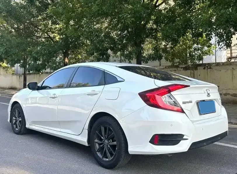 2019 HONDA CIVIC thumbnail 4