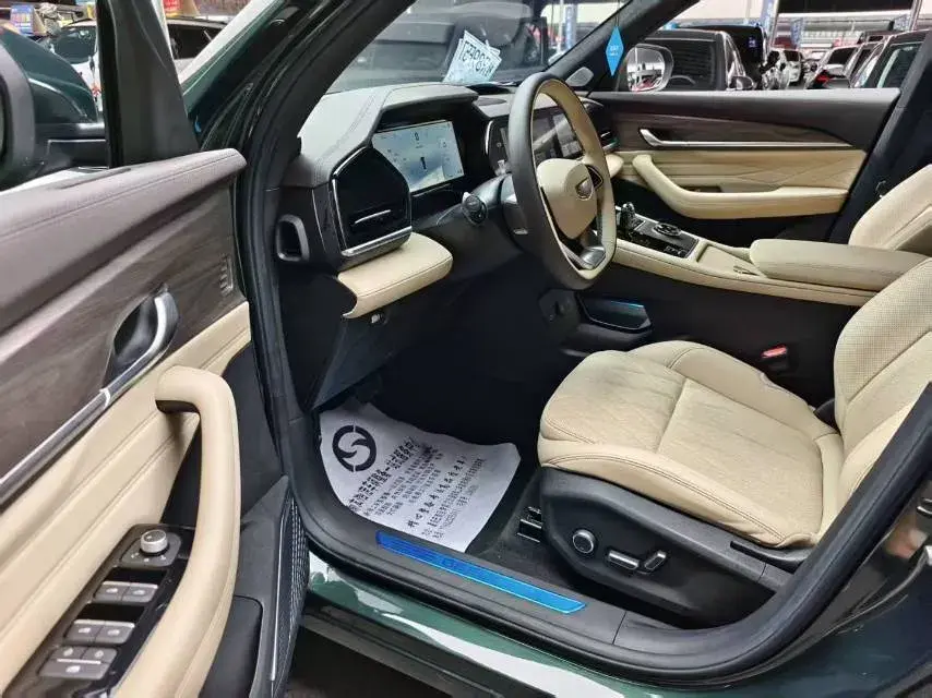 2025 GEELY MONJARO thumbnail 4