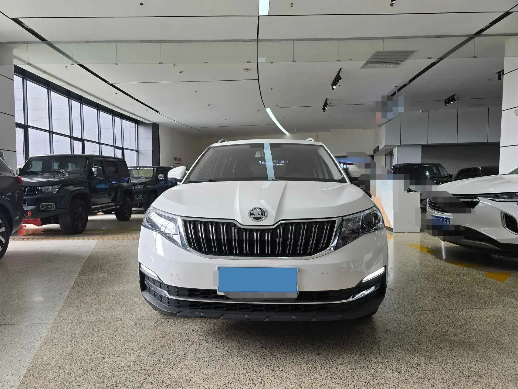 2021 SKODA KAMIQ thumbnail 2