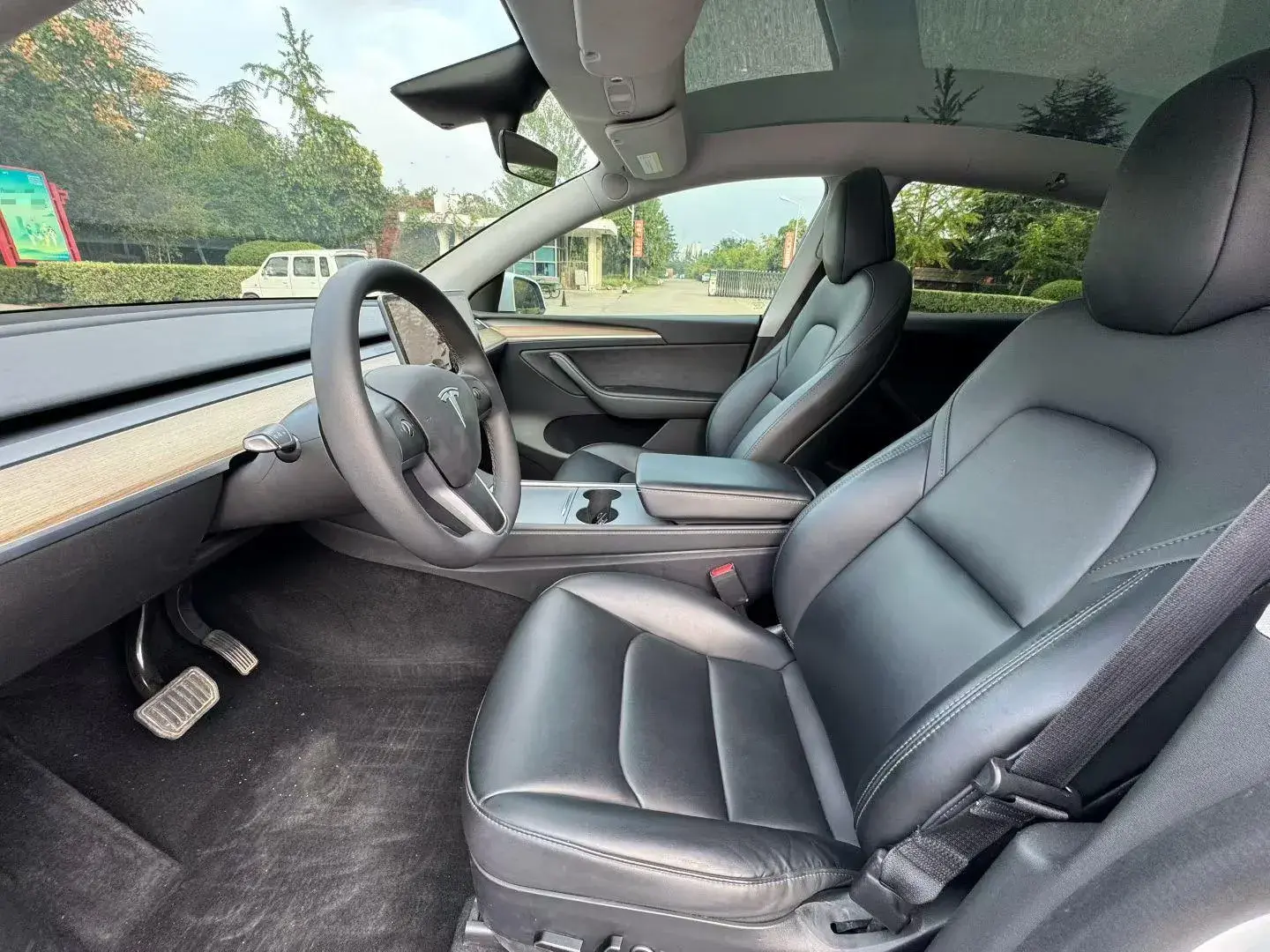 2022 TESLA MODEL thumbnail 4