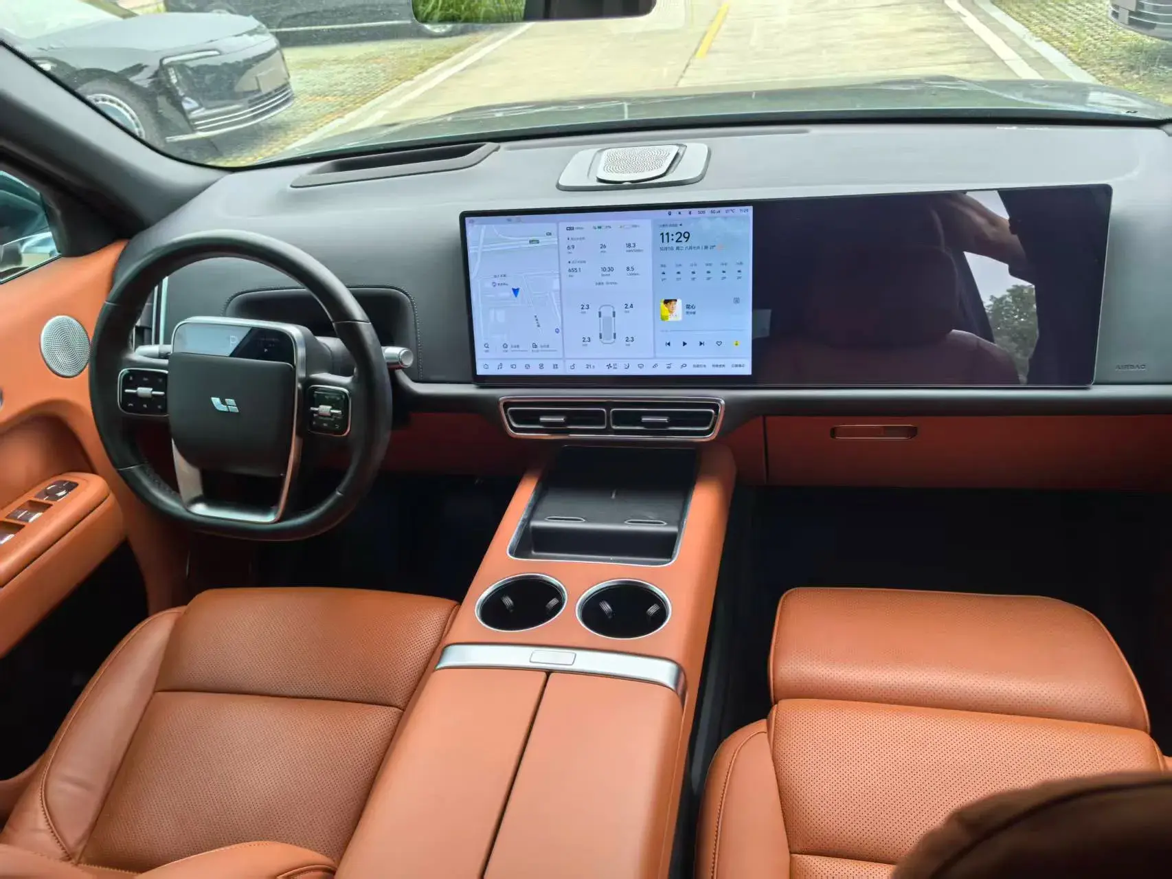 2022 LI L9 thumbnail 3