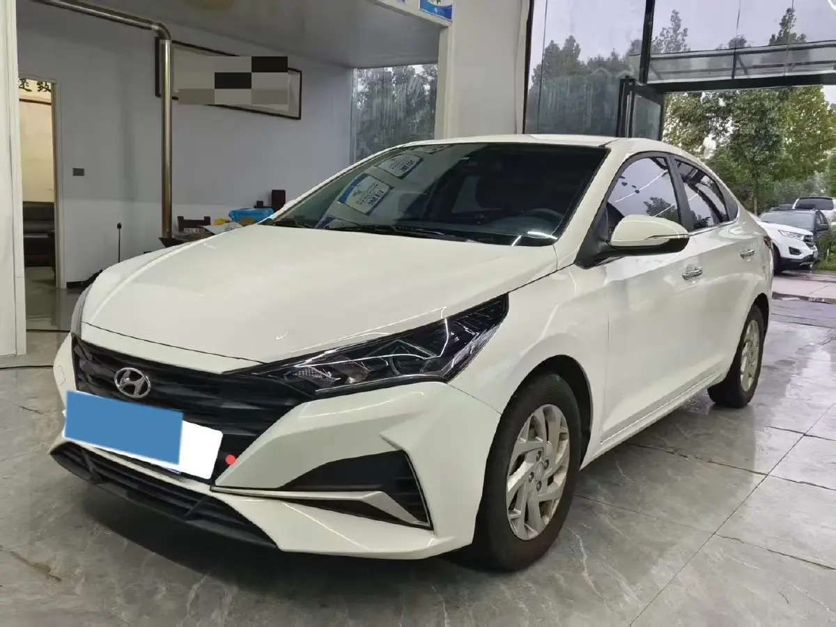 2020 Hyundai Verna 1.4L 100HP L4 6MT