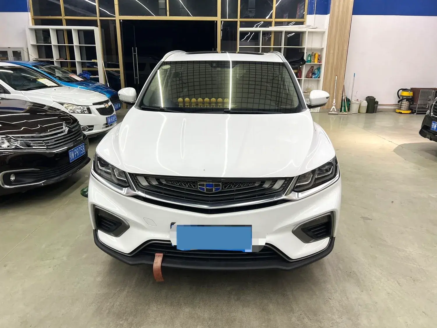 2019 GEELY COOLRAY thumbnail 2