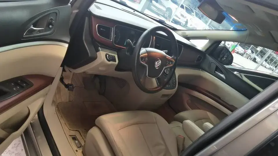 2018 BUICK GL8 thumbnail 2