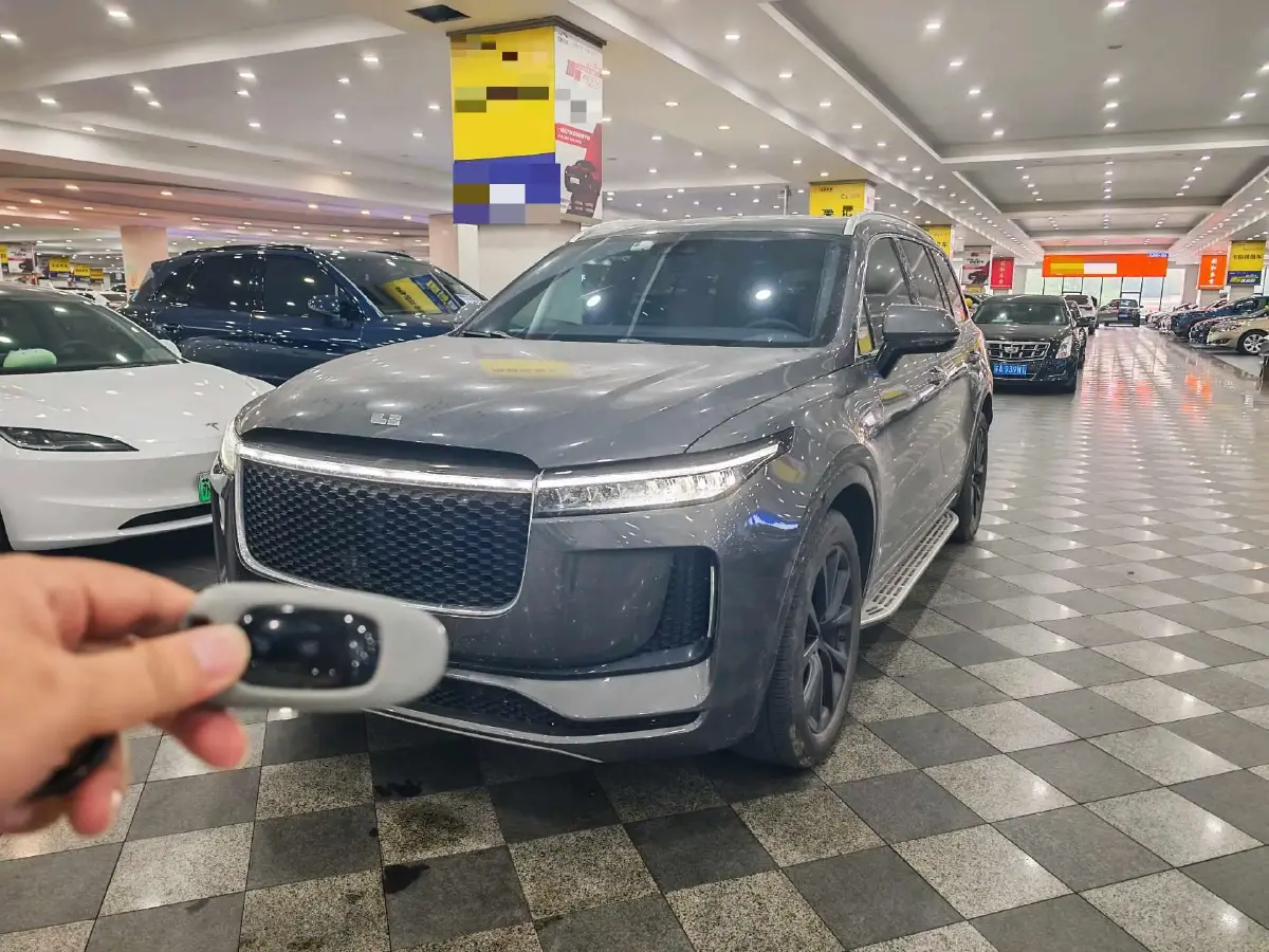 2020 Li ONE Range Extended 131HP REEV 40.5KWH