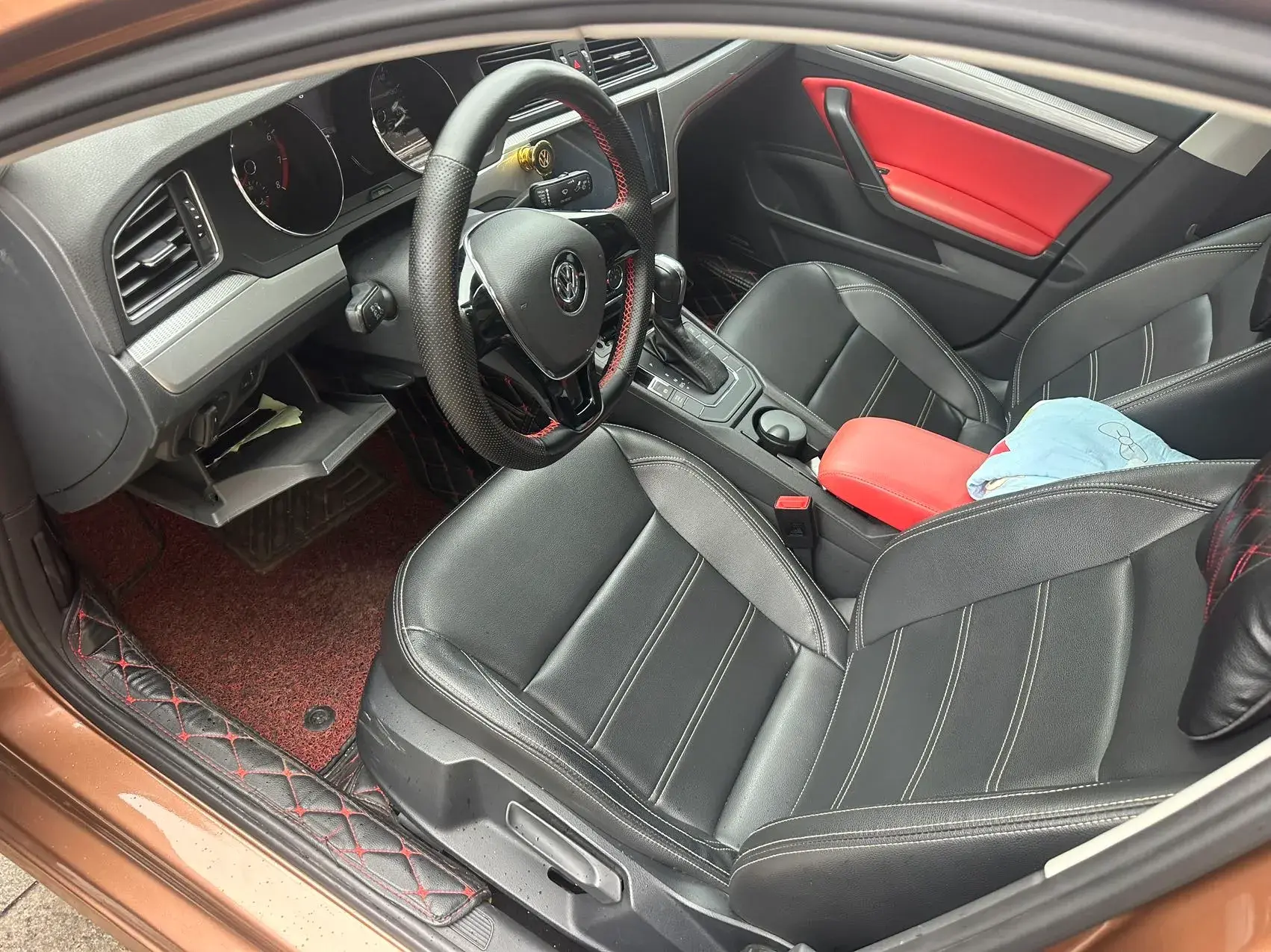 2018 VOLKSWAGEN LAMANDO thumbnail 4