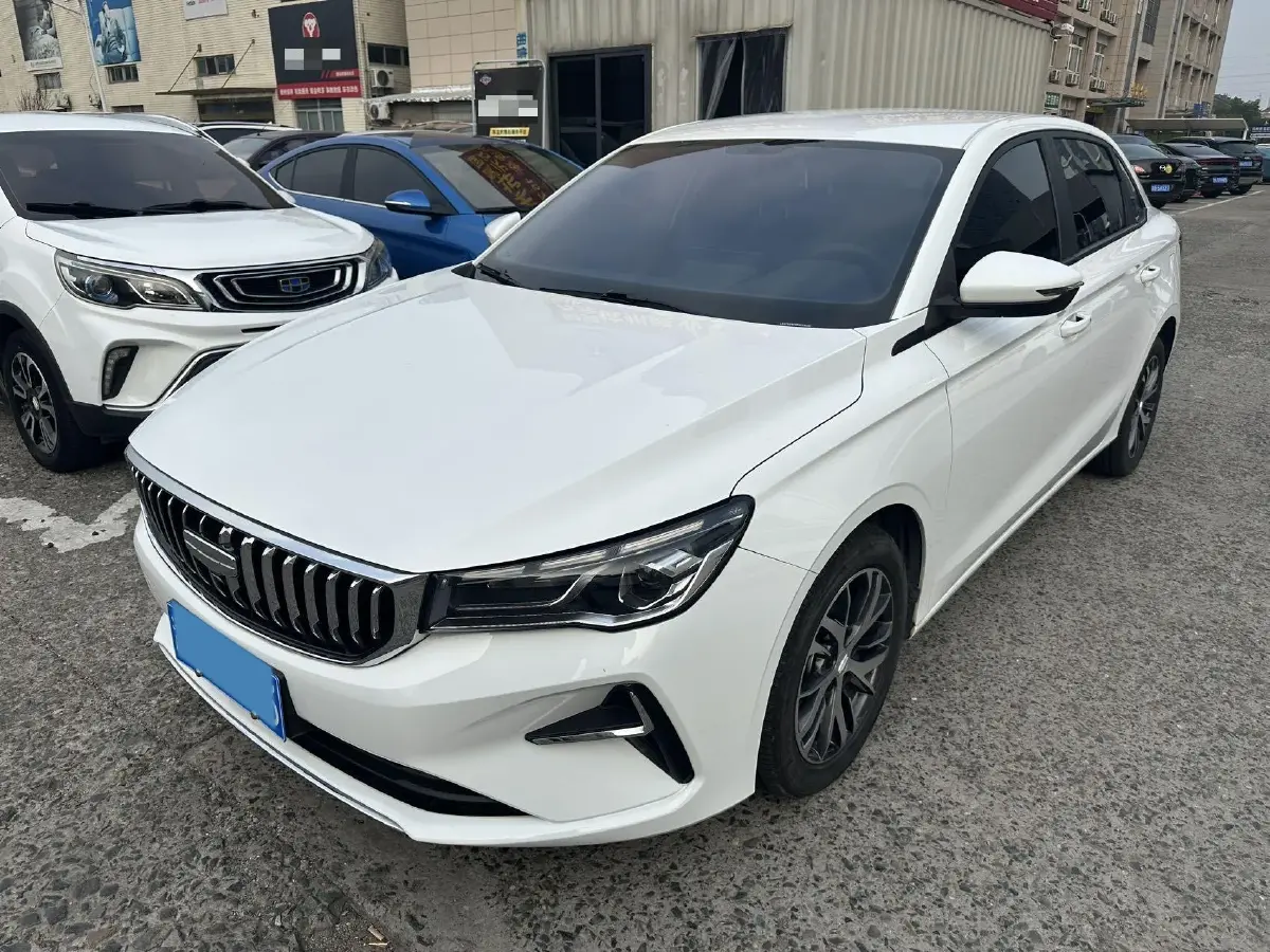 2025 Geely Emgrand 1.5L 127HP L4 CVT