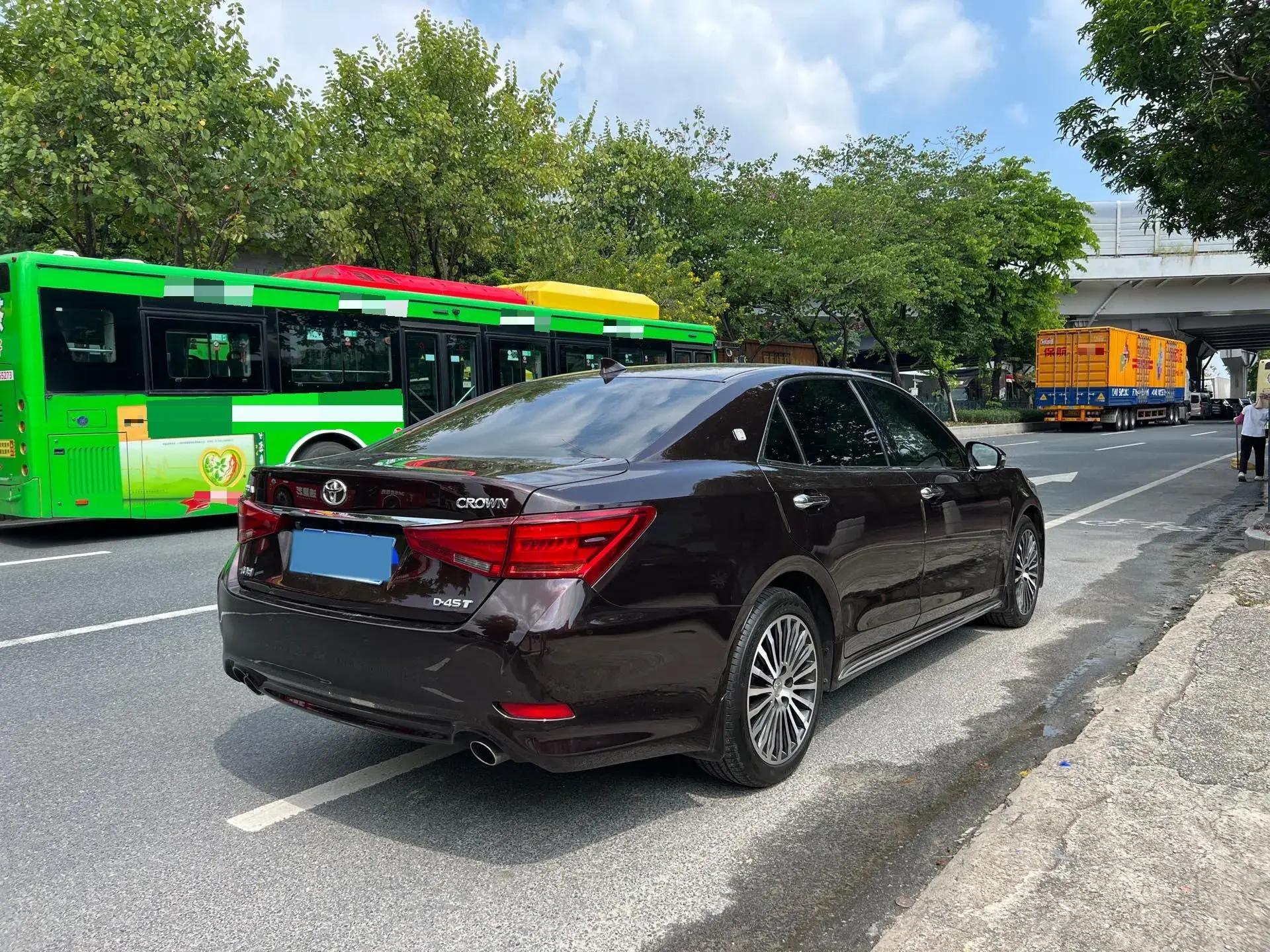 2018 TOYOTA CROWN thumbnail 4