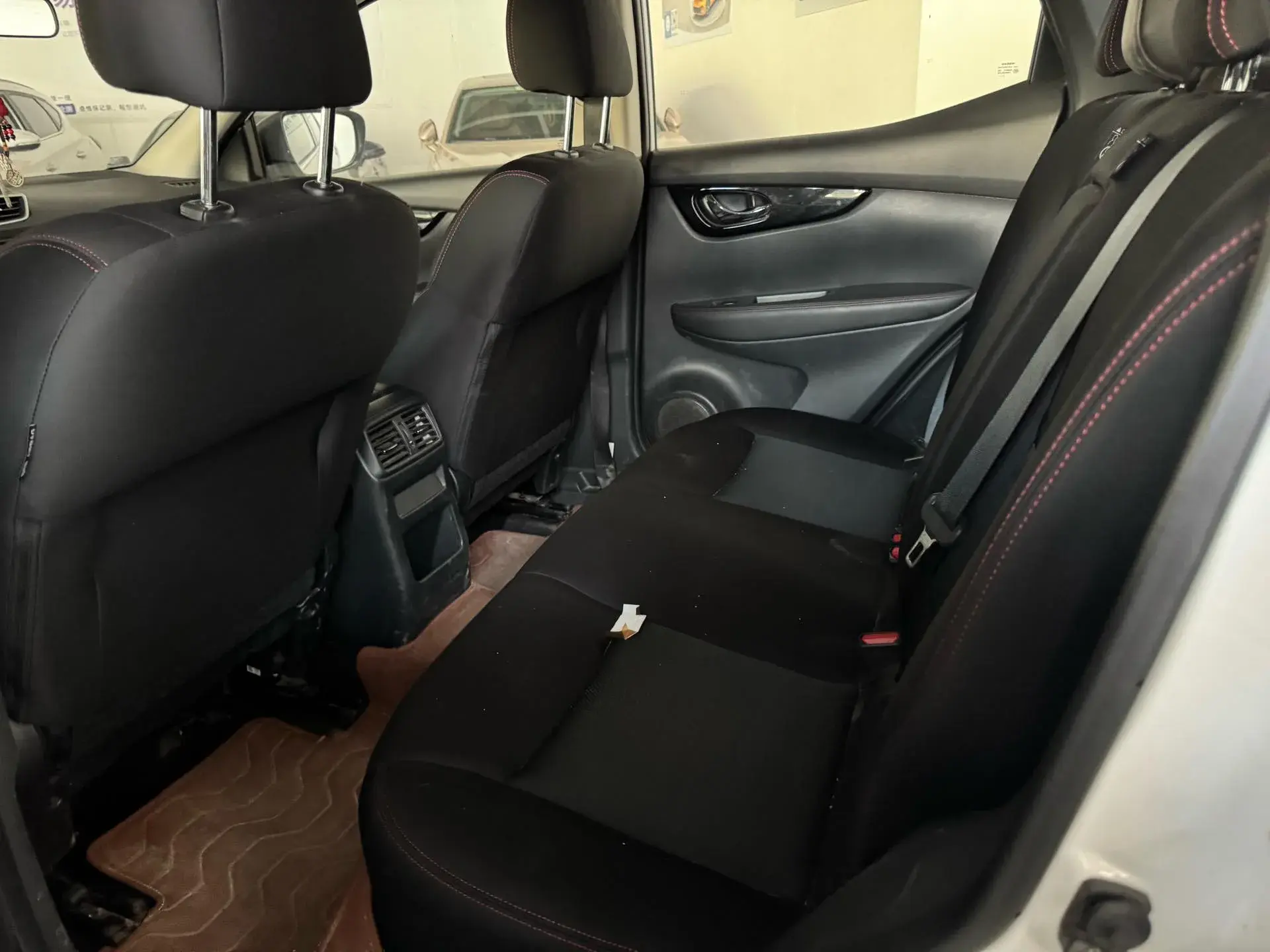 2021 NISSAN QASHQAI thumbnail 4