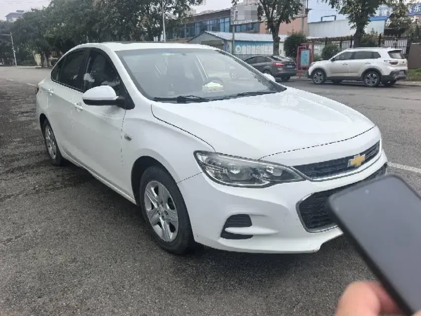 2019 CHEVROLET CAVALIER thumbnail 3