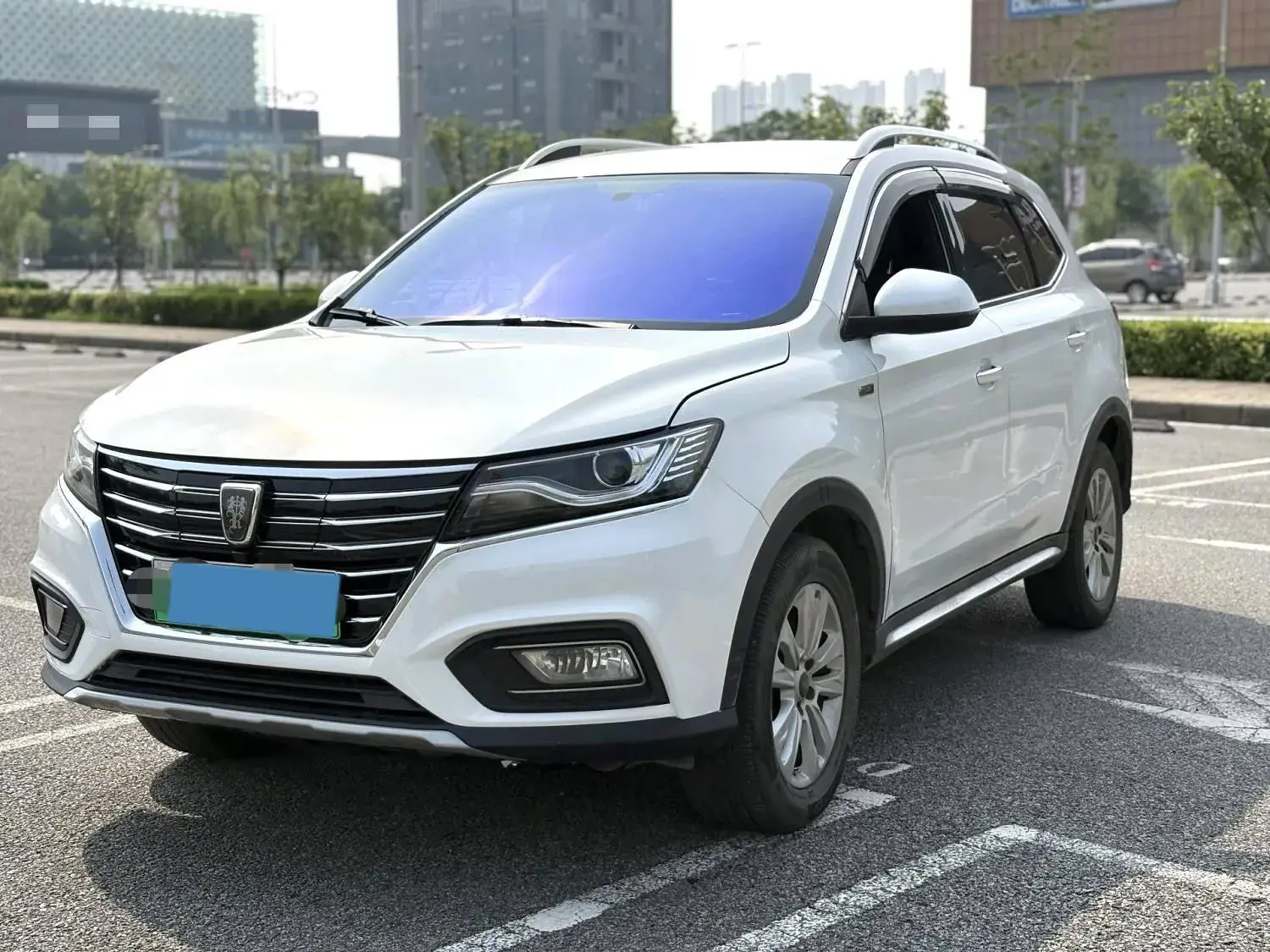 2017 ROEWE RX5 view 1