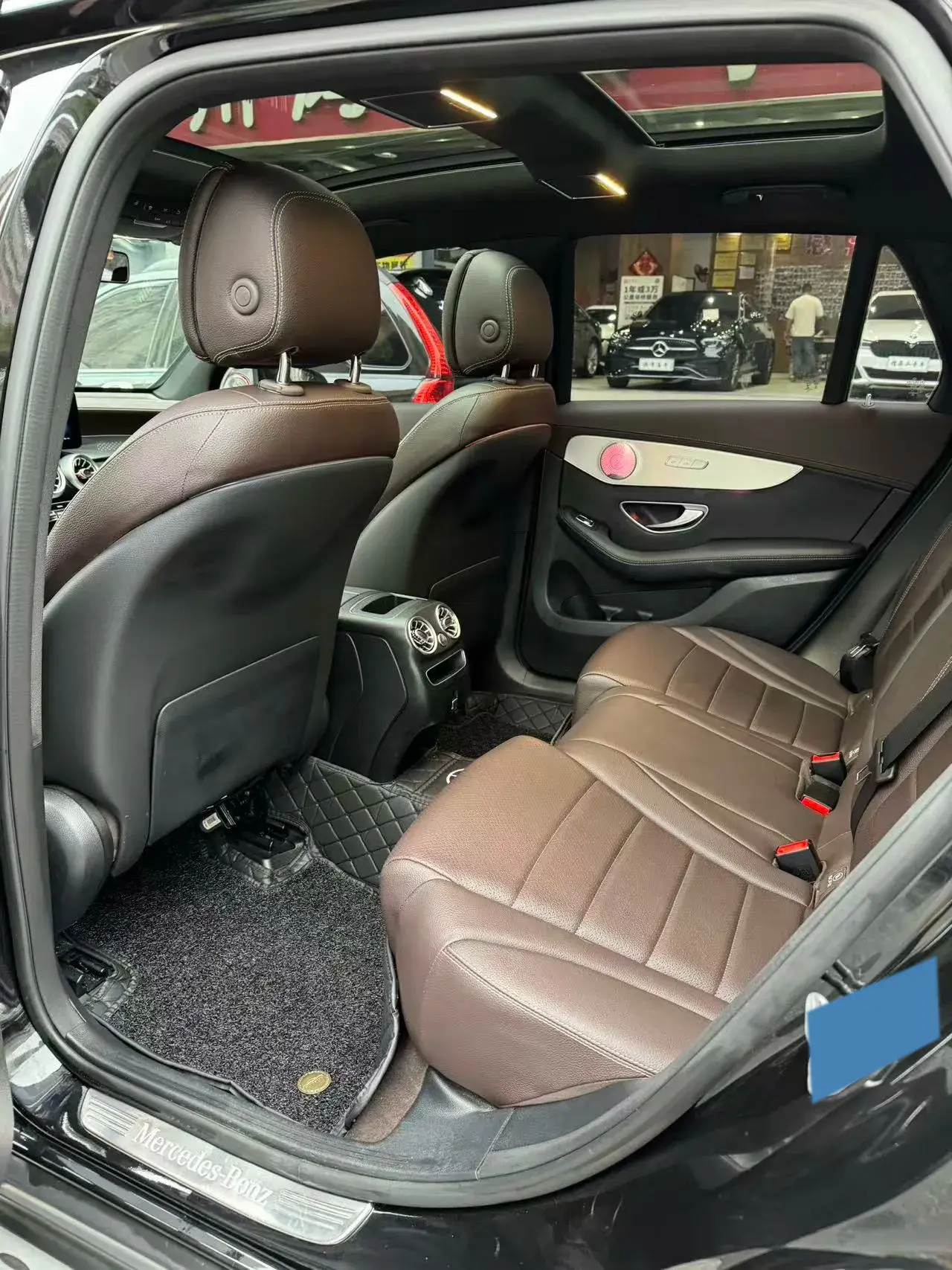 2022 MERCEDES-BENZ GLC thumbnail 4