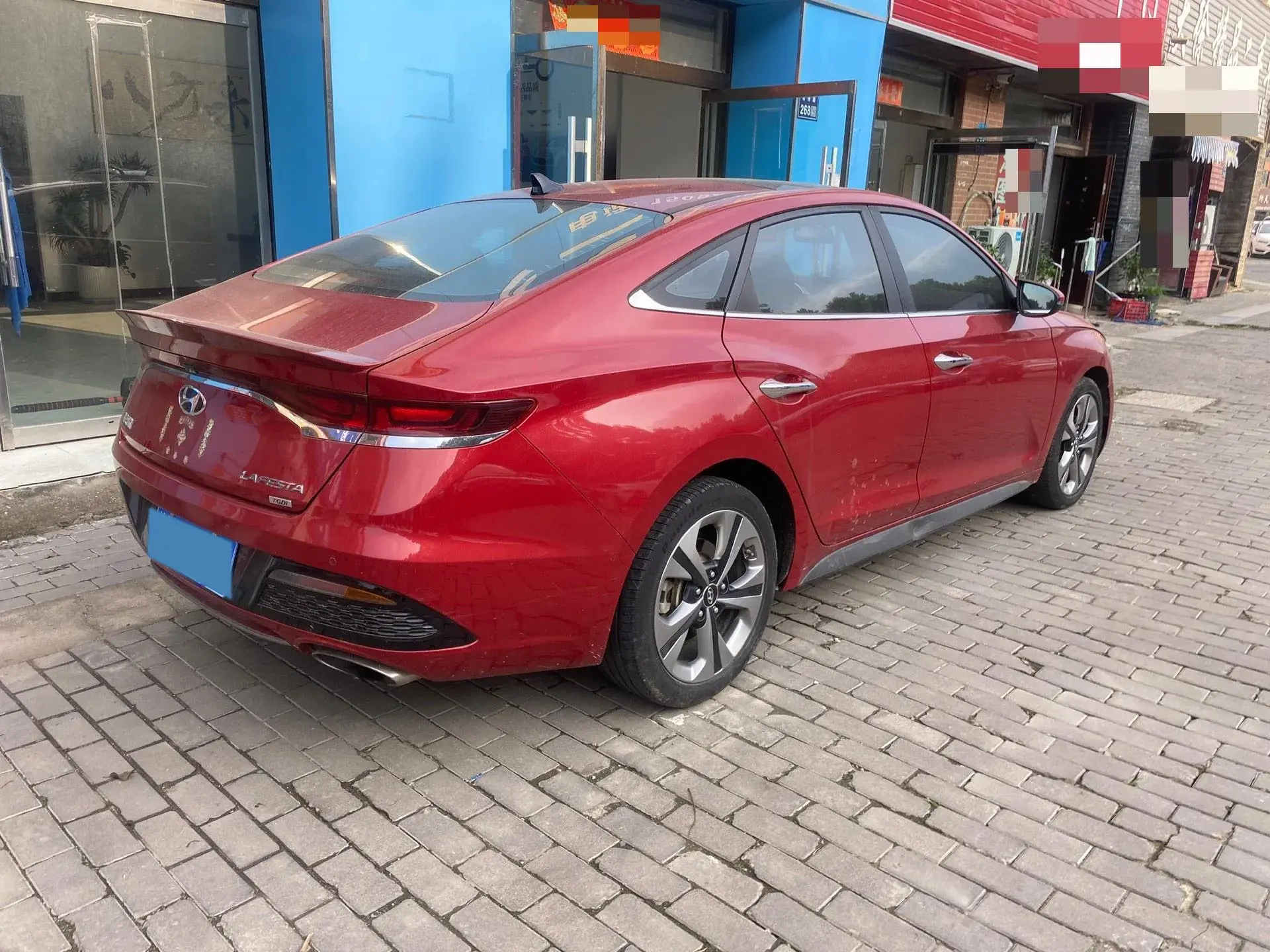 2019 HYUNDAI LA thumbnail 3