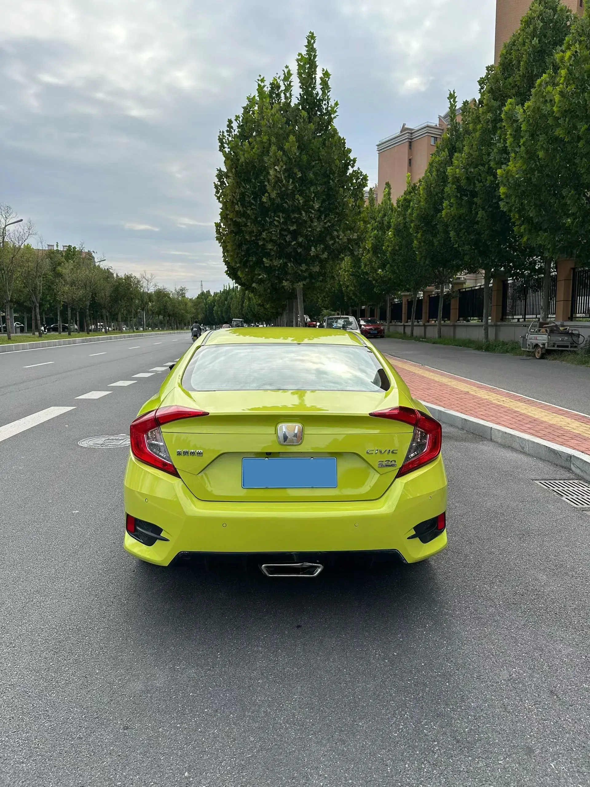 2019 HONDA CIVIC thumbnail 3