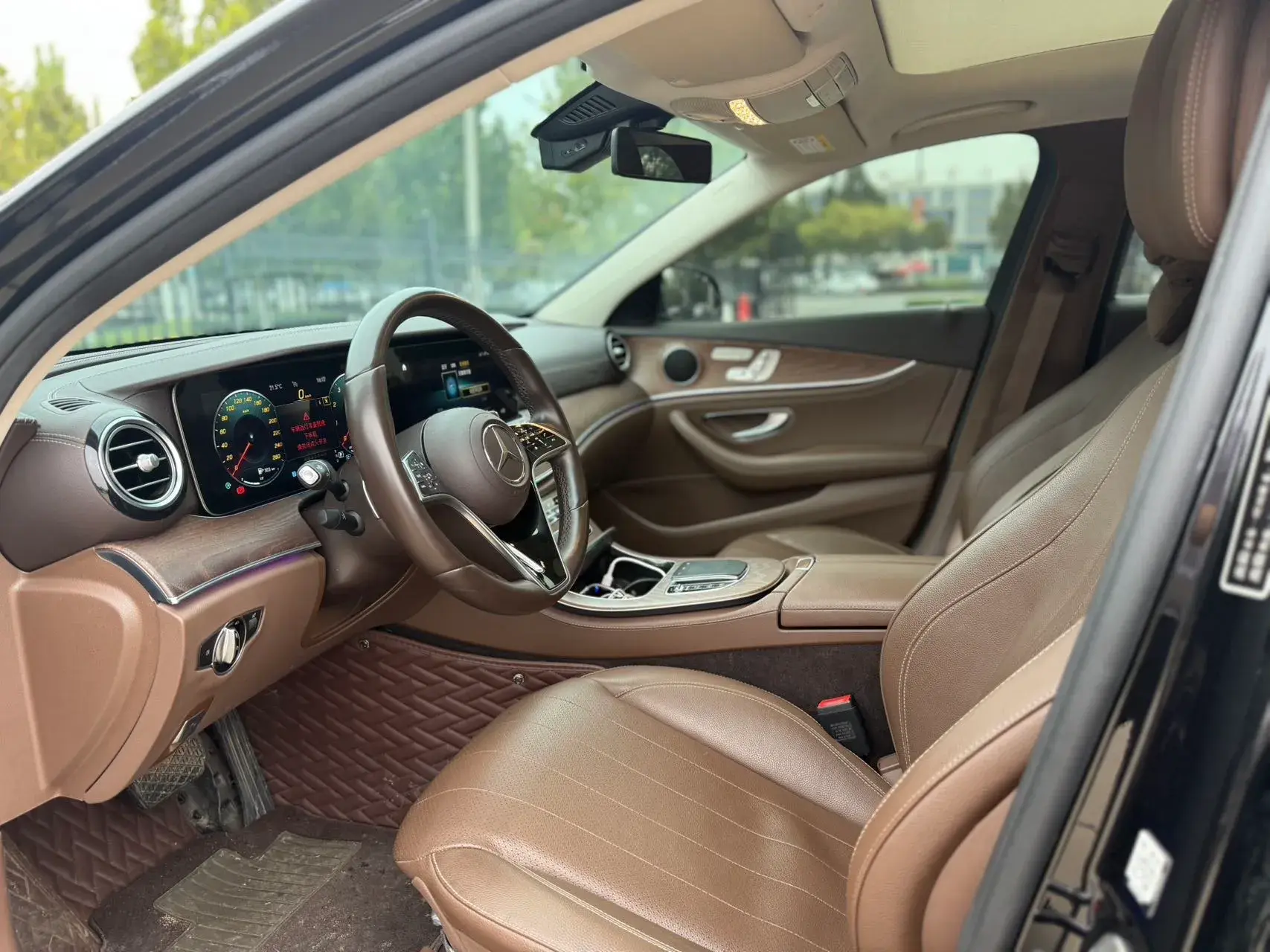 2022 MERCEDES-BENZ E thumbnail 4