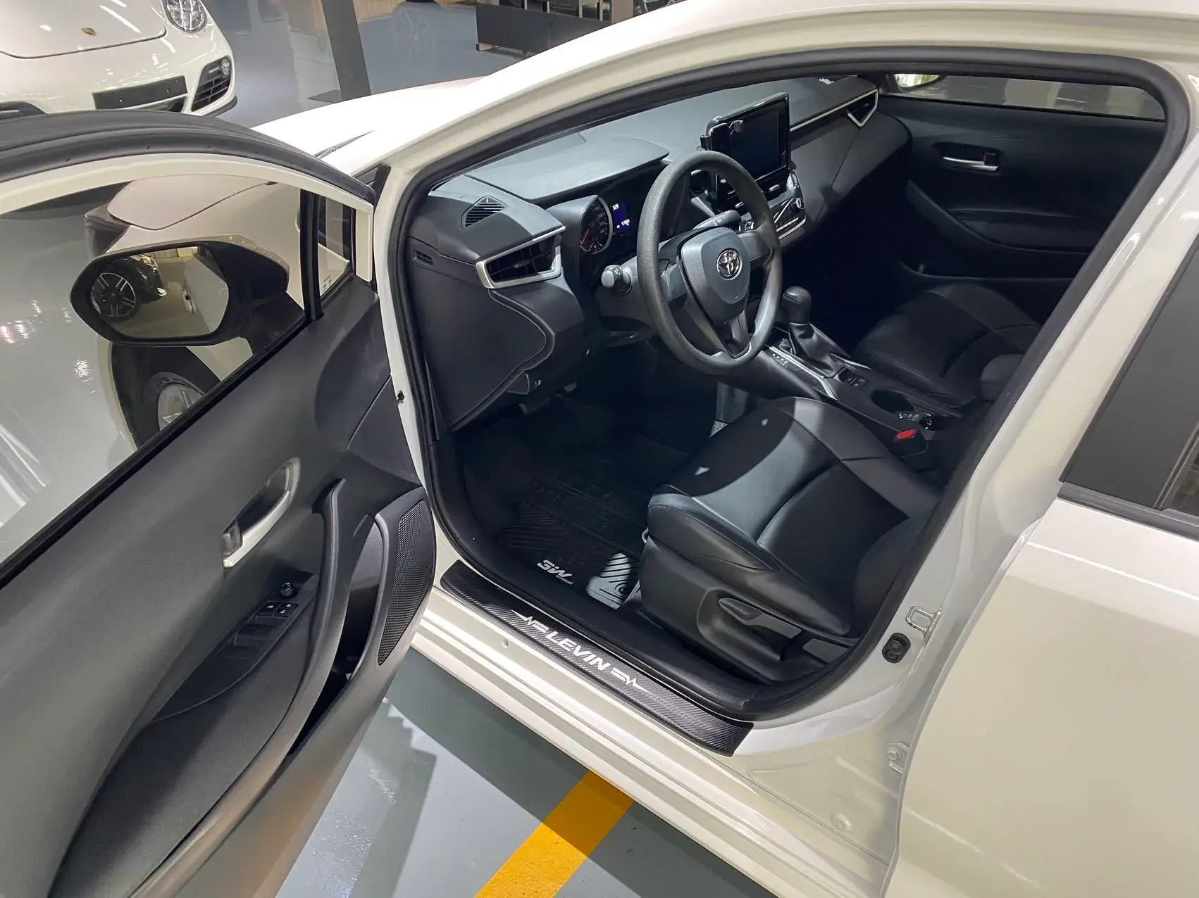 2021 TOYOTA LEVIN thumbnail 4