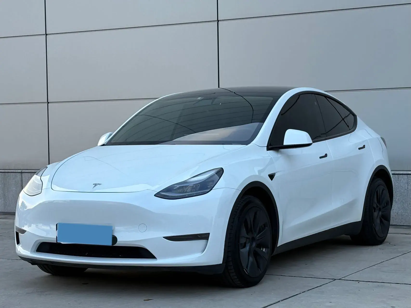 2021 TESLA MODEL view 1
