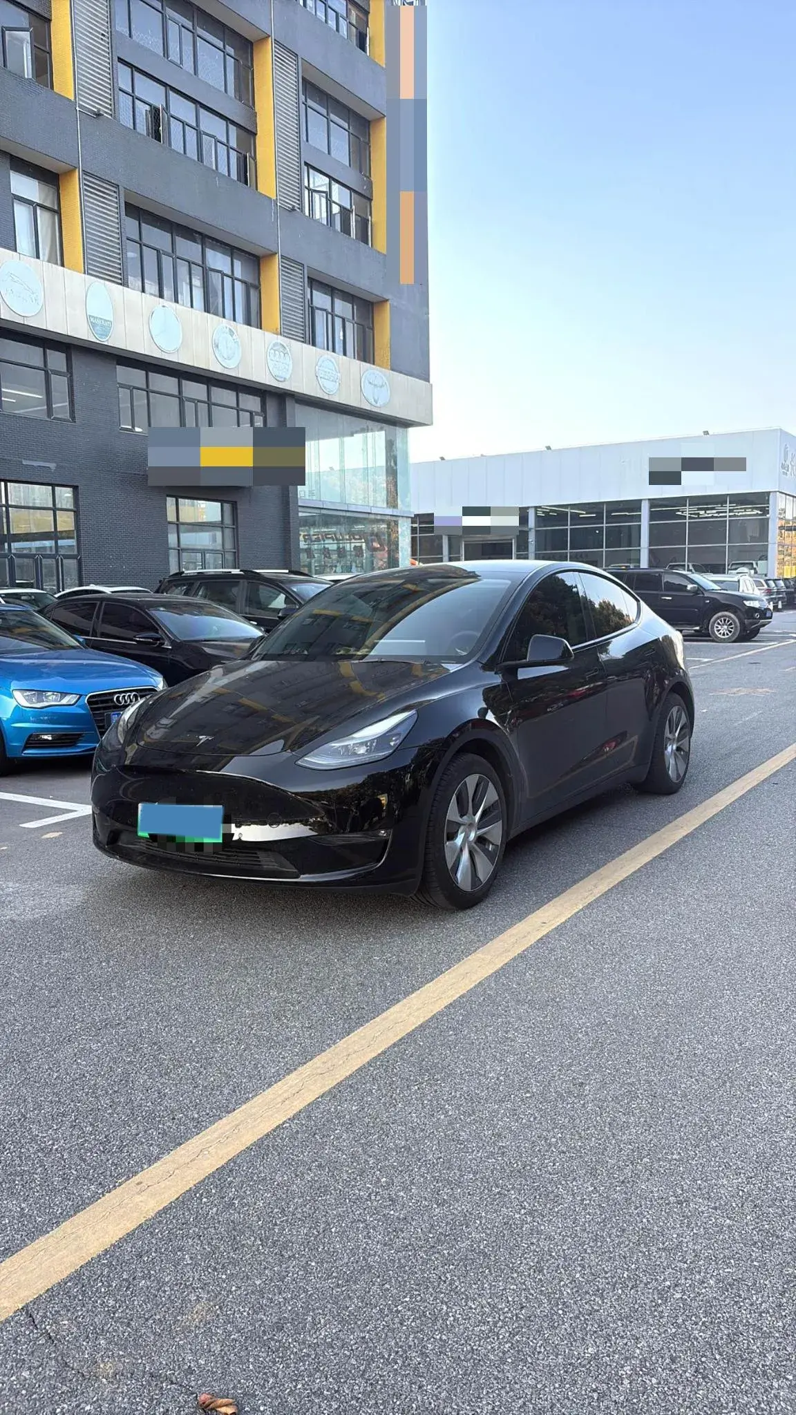 2021 TESLA MODEL view 1