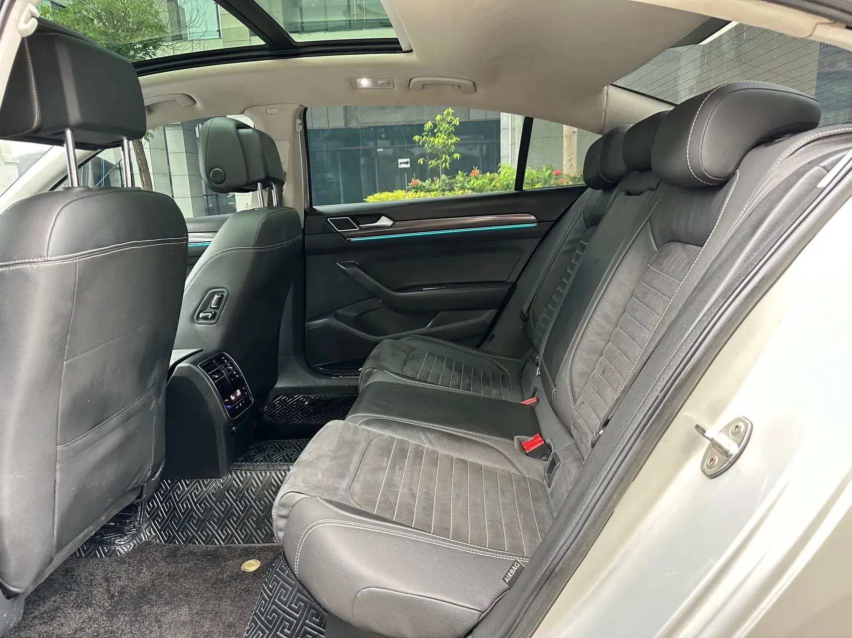 2020 VOLKSWAGEN MAGOTAN thumbnail 4