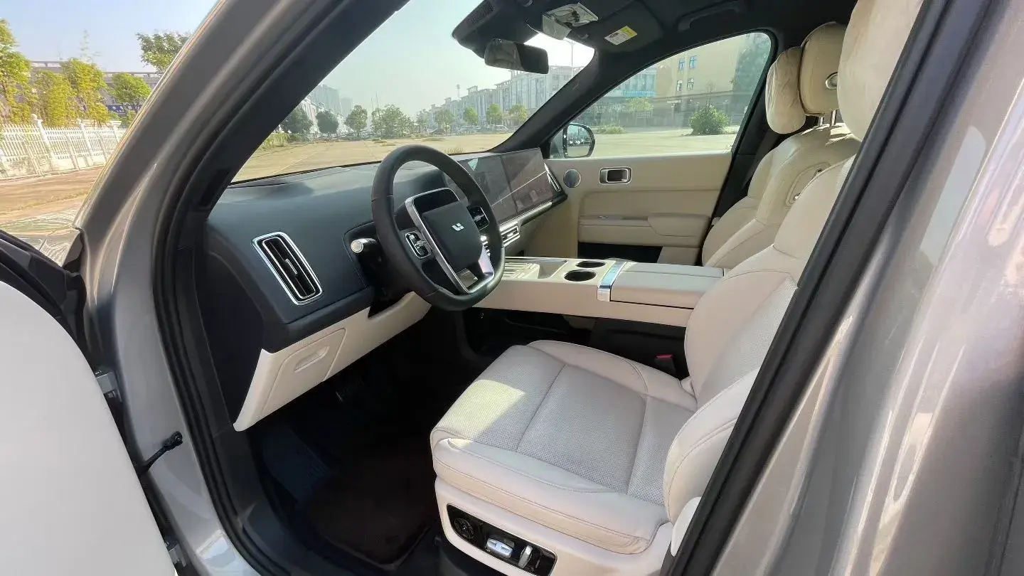 2022 LI L9 thumbnail 4