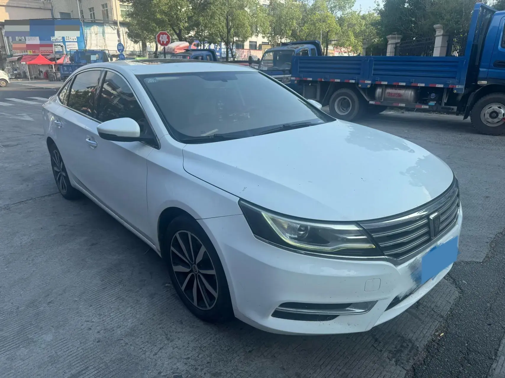 2019 ROEWE I6 thumbnail 3