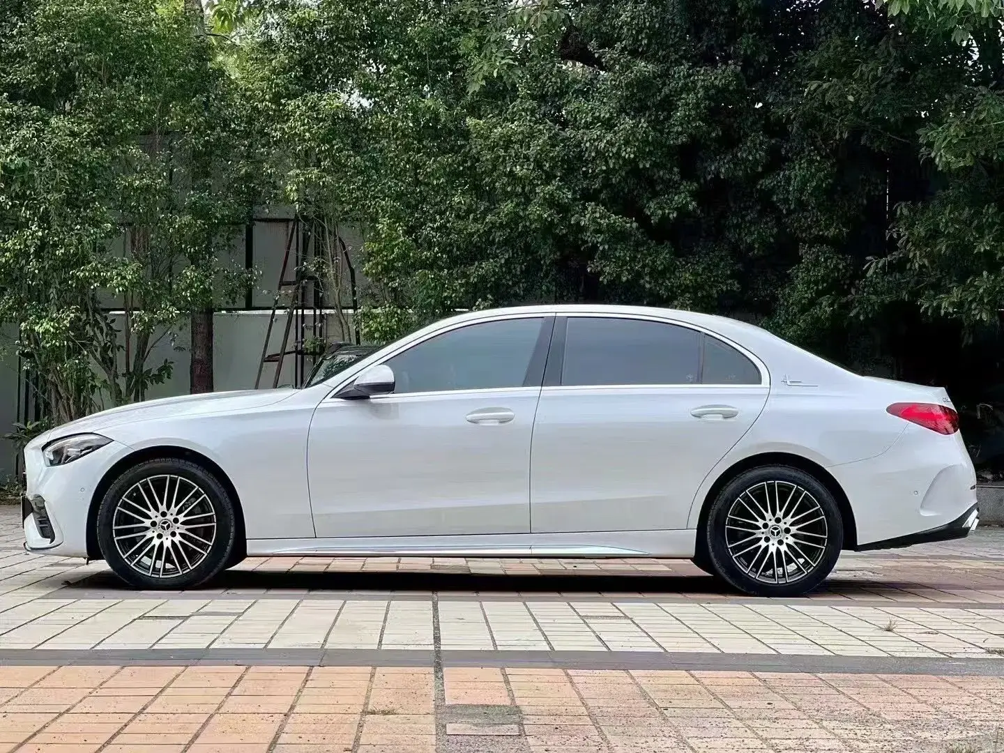 2022 MERCEDES-BENZ C thumbnail 3