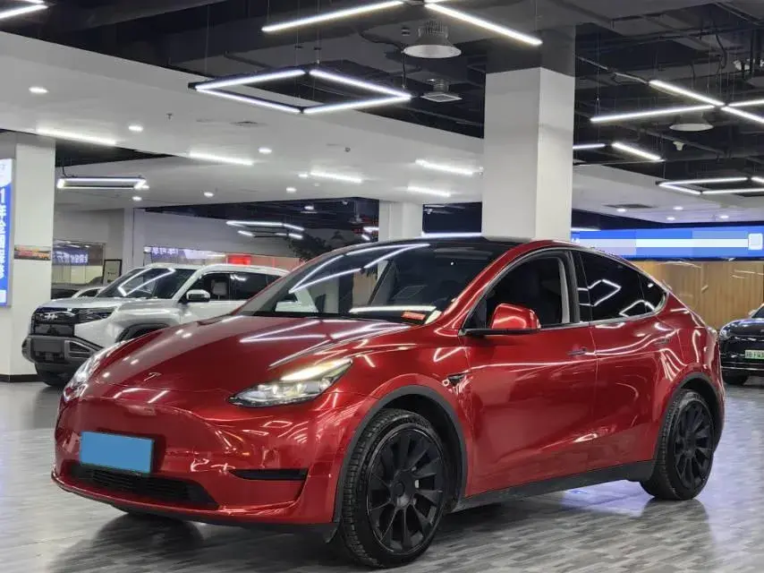 2022 TESLA MODEL view 1