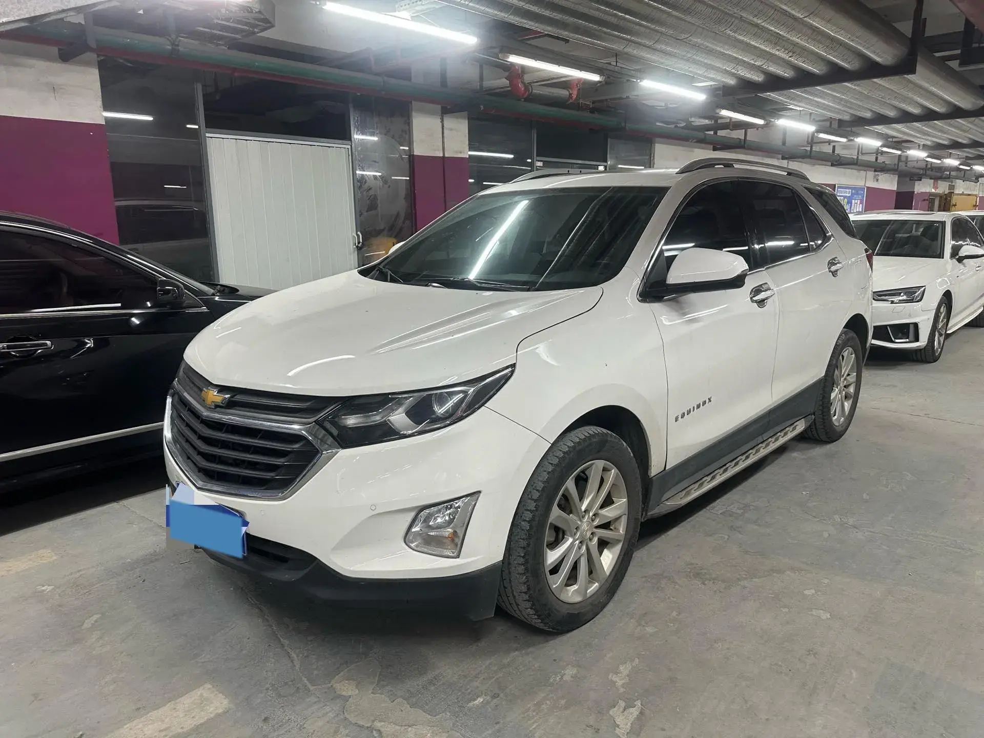 2019 CHEVROLET EQUINOX view 1