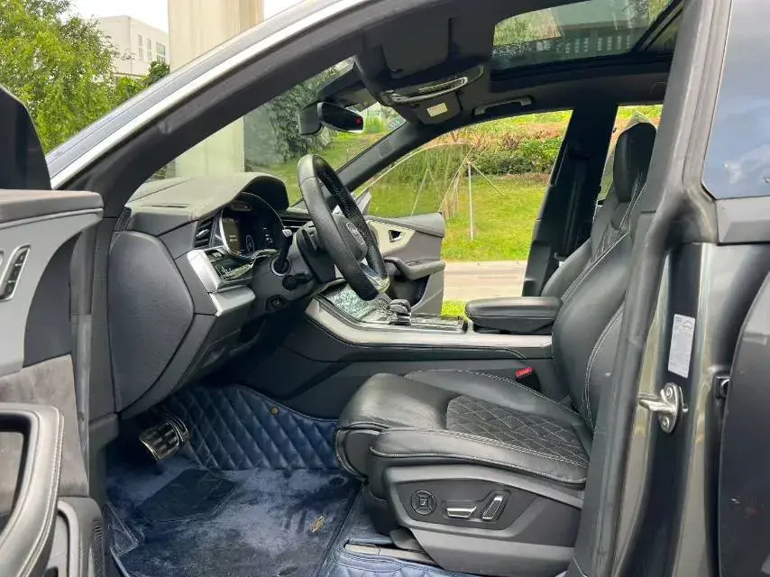 2019 AUDI Q8 thumbnail 4