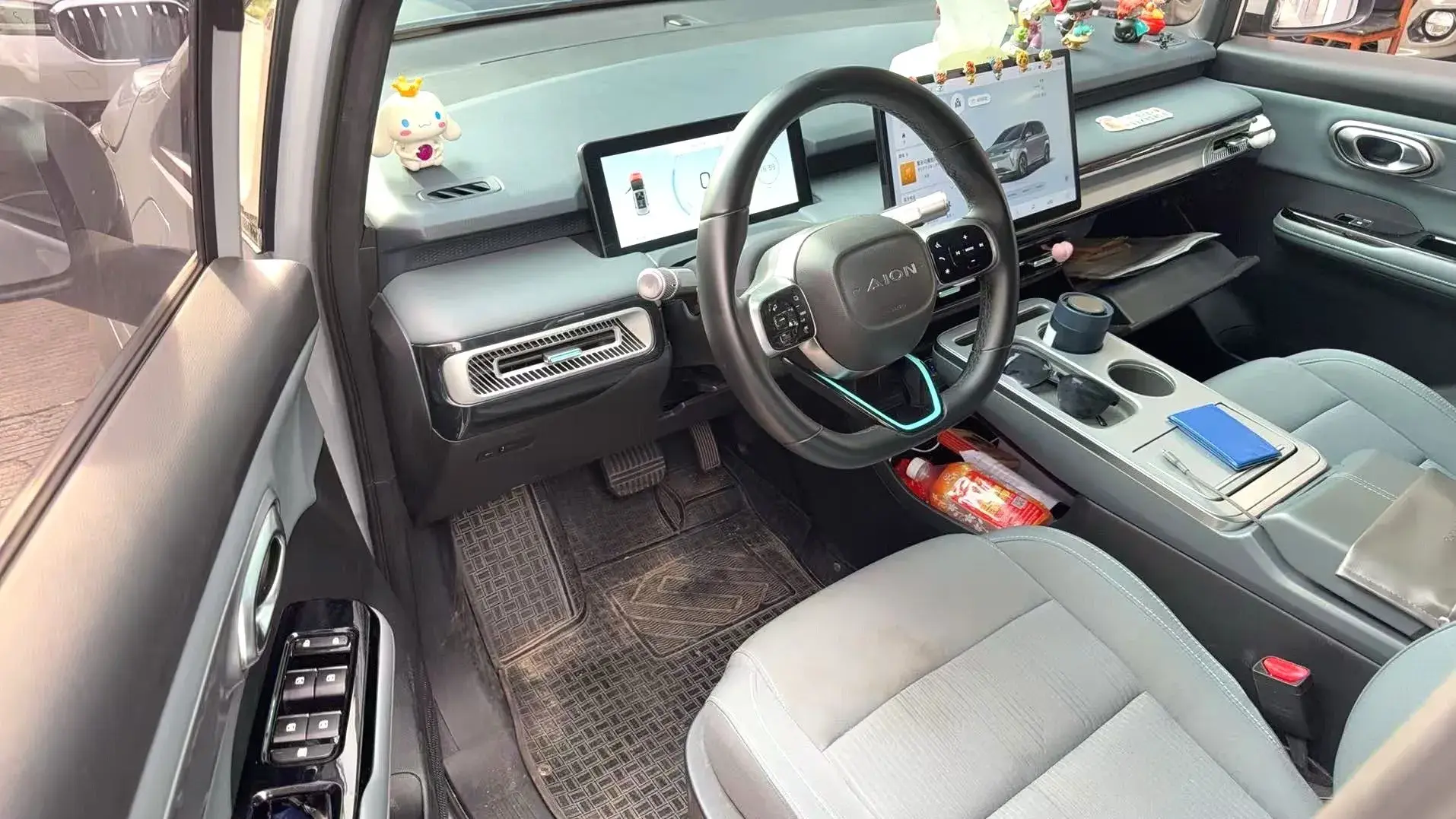 2023 AION Y thumbnail 2