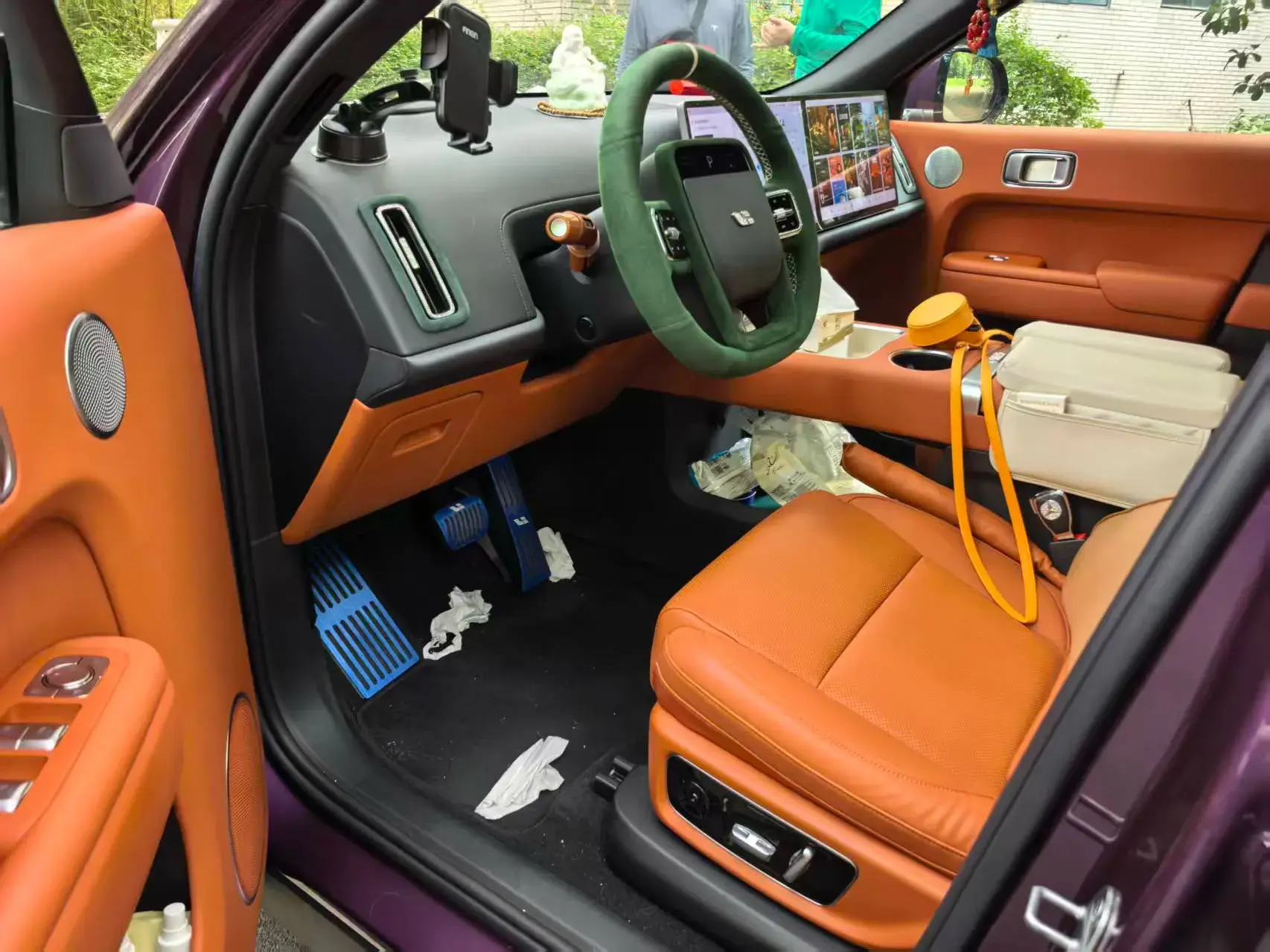 2023 LI L8 thumbnail 4